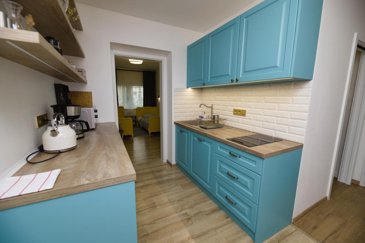 Central Apartment - Folk District Bratislava Exterior photo